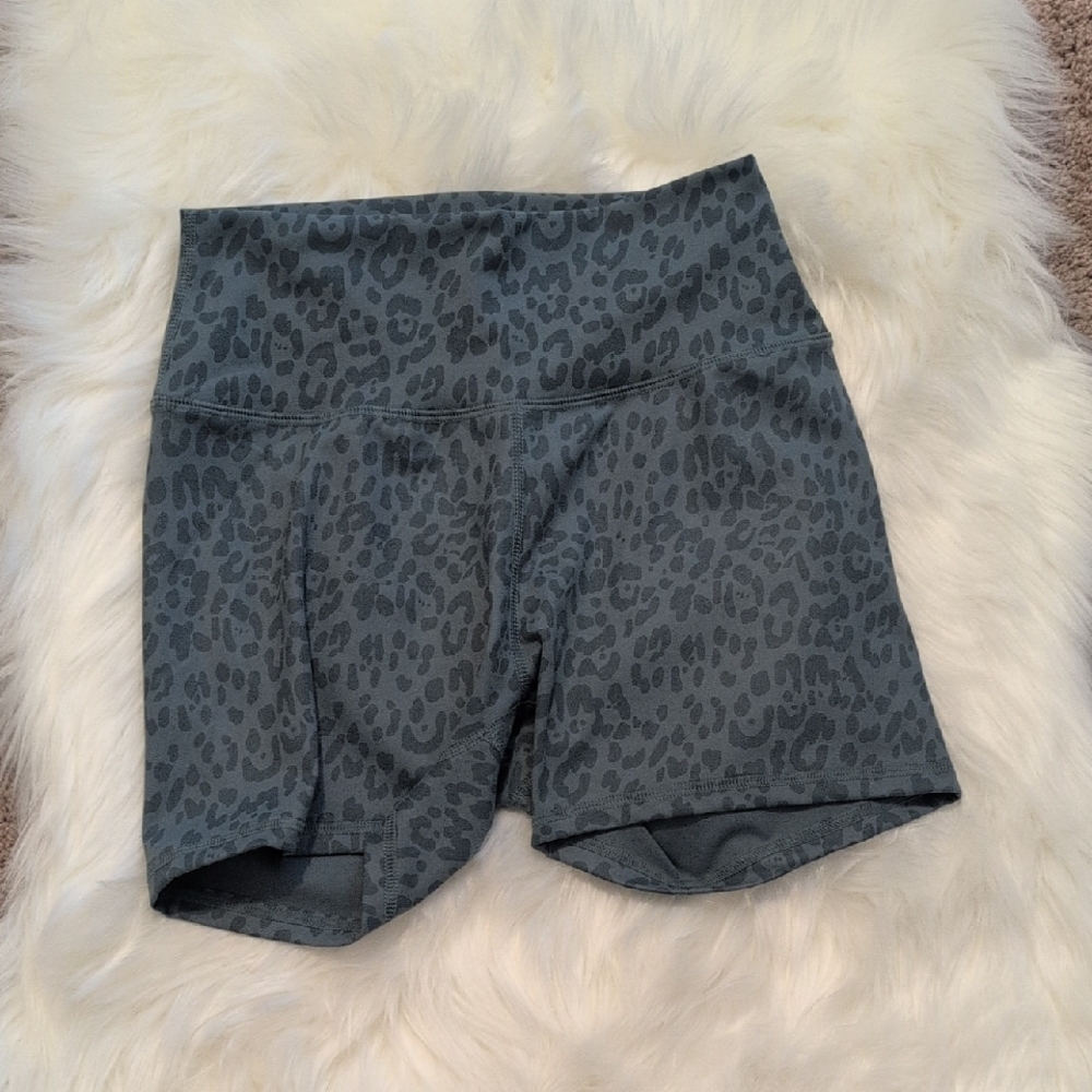 Battleworn | High Waisted Exercise Shorts